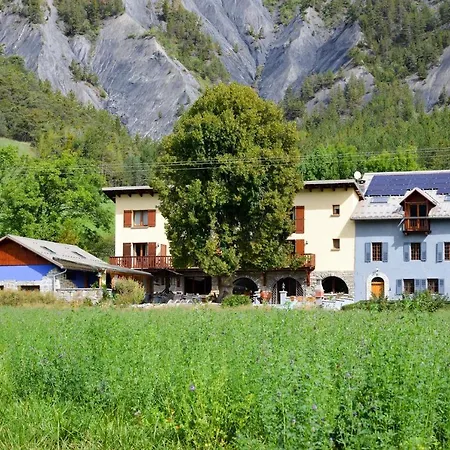 L'escale En Ubaye Bed & Breakfast *